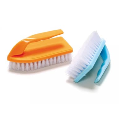 Kefa plastová žehličková s držiakom malá